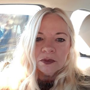 Meet your Posher, Michele